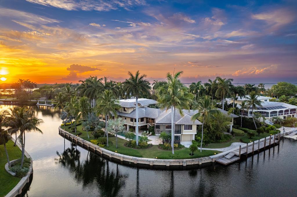 dream waterfront homes