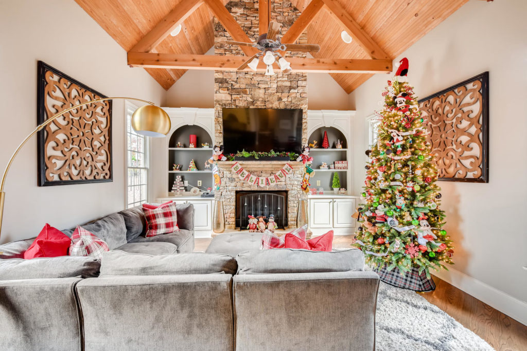 Christmas Real Estate Marketing tips