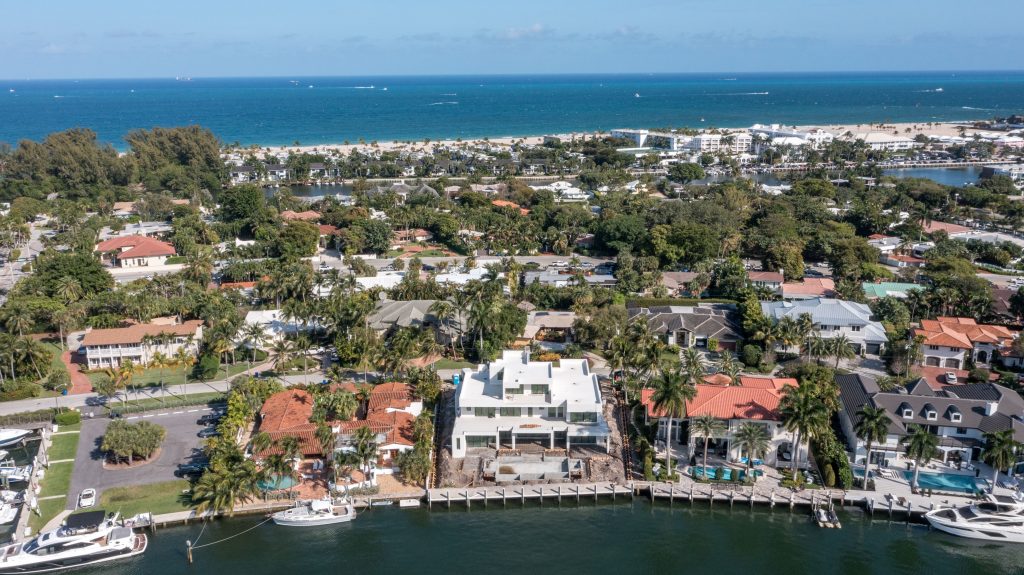 Mistakes to Avoid When Selling a Waterfront Property