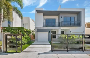 Townhouse For Sale