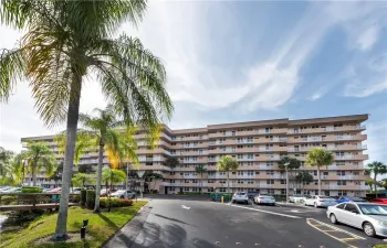 Coronado, tucked away but close to all right off Broward Blvd