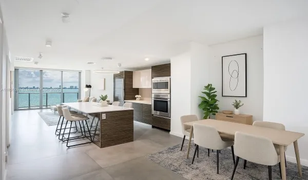 Den, Kitchen & Living room