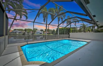 Screened pool patio area