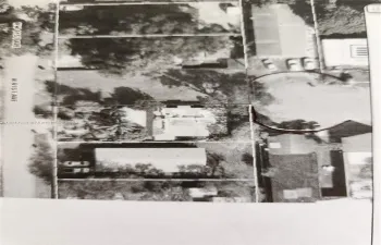 HAS EAST ACCESS  ONTO POLK ST/441