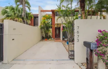 Townhouse For Sale