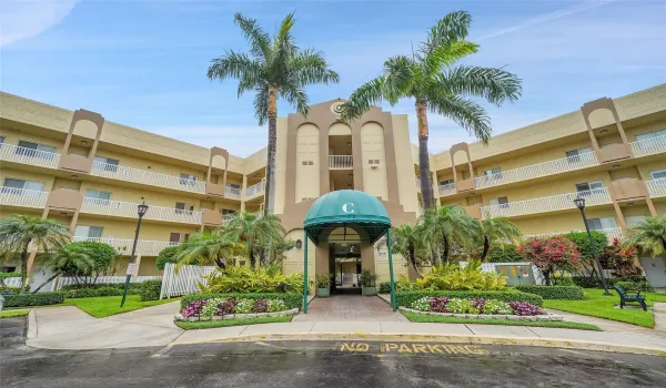 7635 SOUTHAMPTON BLDG C