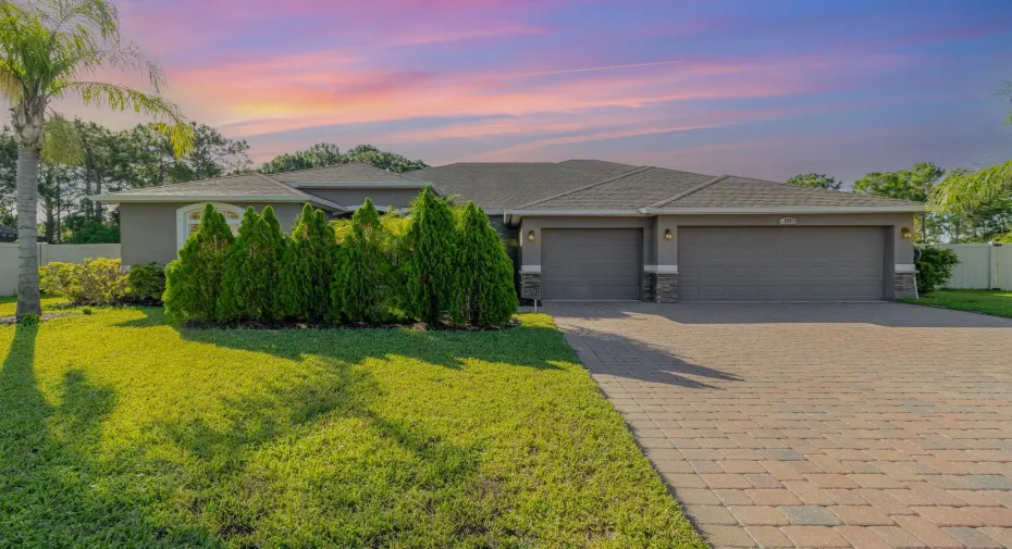 611 Easton Forest Circle