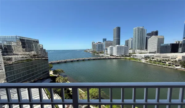 Brickell View