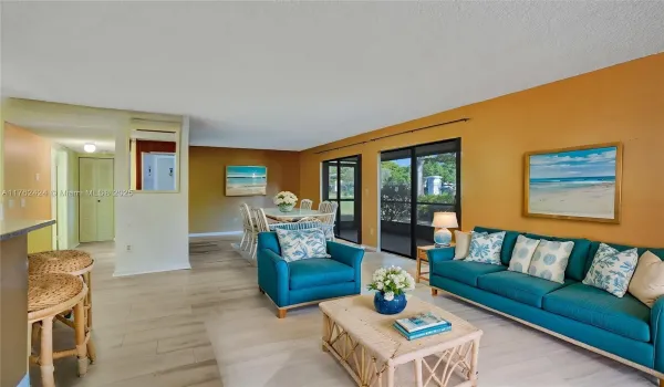 Expansive with wall removed makes a oversized one bedroom or wall back up is a 2 bedroom!