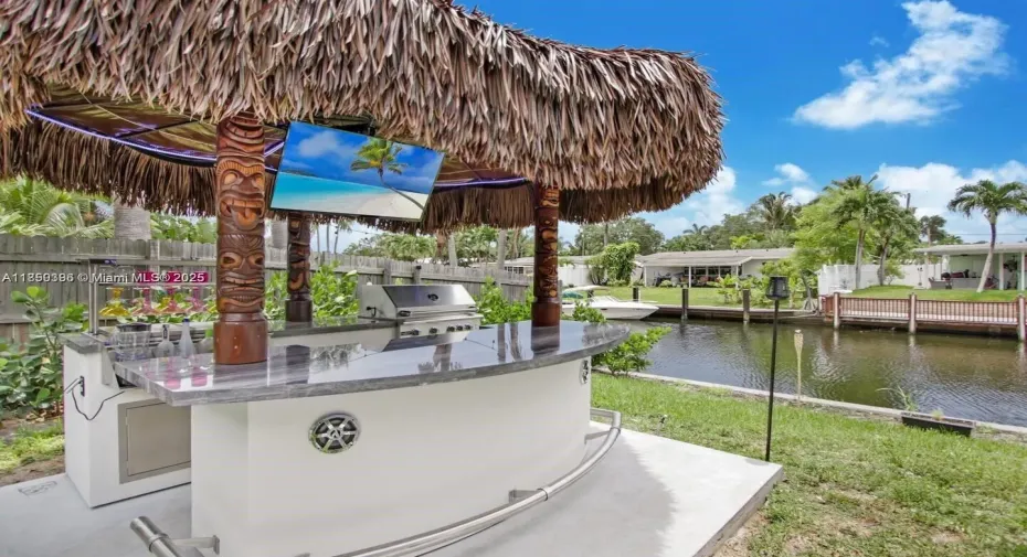 TIKI HUT