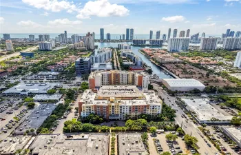 East view w/ Intracoastal & Beach Views