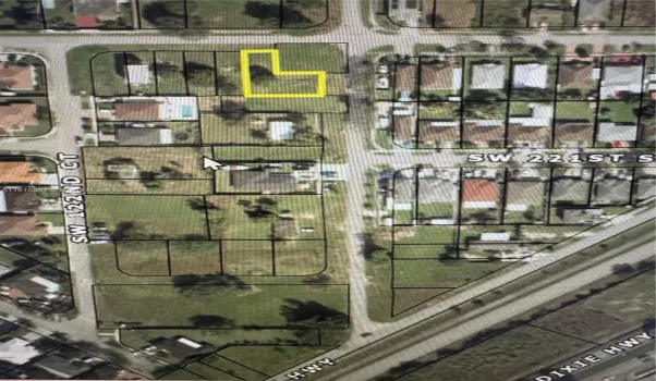 5725 SQ FT