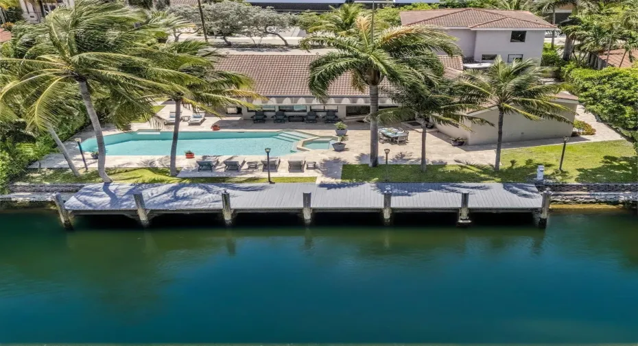 100ft Waterfront on Deep Water Canal NO FIXED BRIDGES