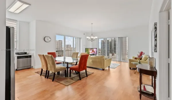 Spacious Floor Plan