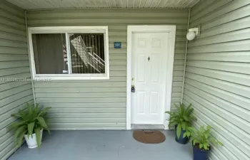 VIRTUALLY STAGED