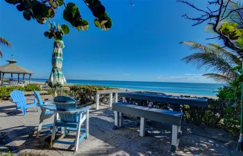 Private beach access with deeded easement