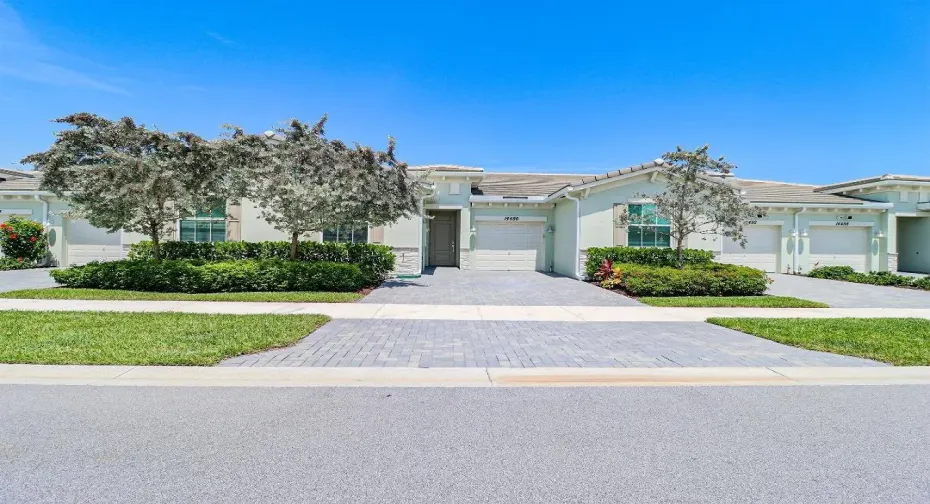 14486 Three Ponds Trail