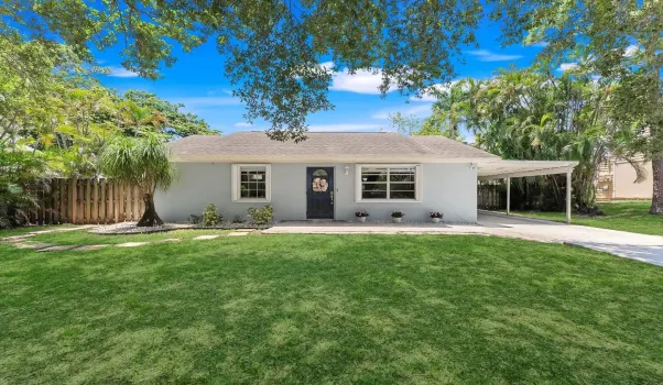 Centrally located with lots of shade trees.