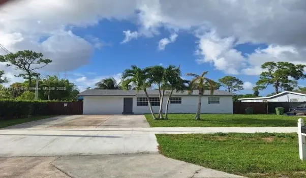 FRONT HOUSE