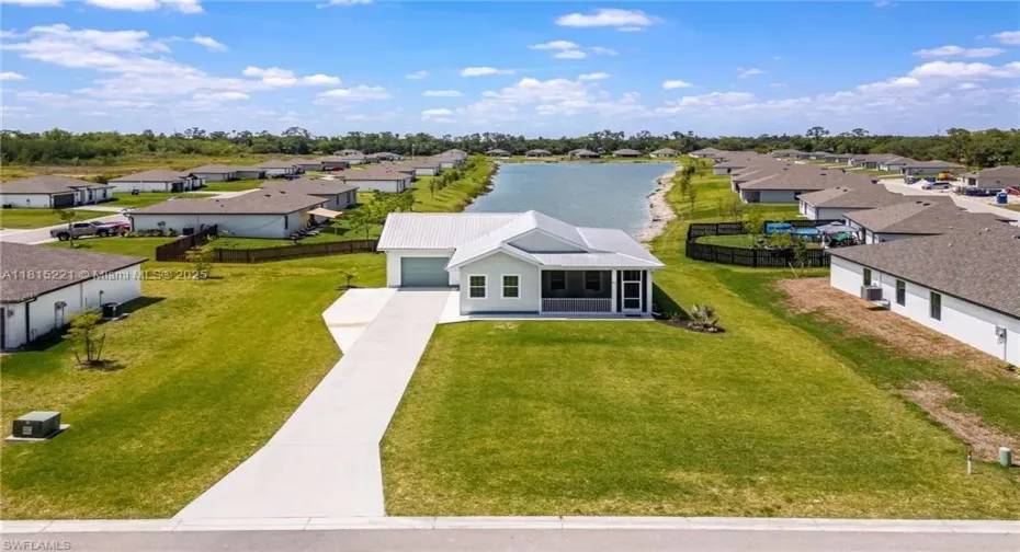 910 GEN GEORGE PATTON AVE
LABELLE, FL 33935
