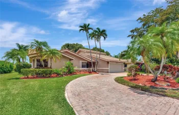 Nice yard space between these generous lots!
