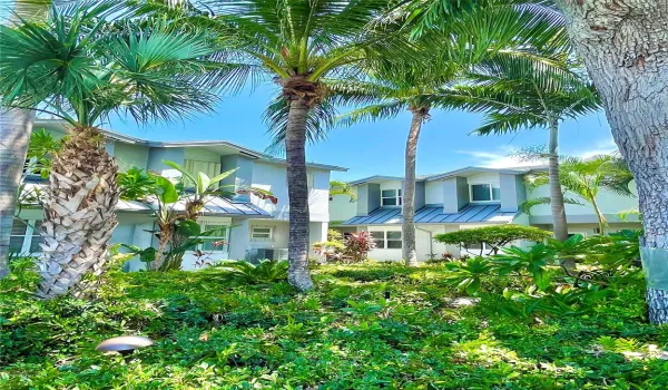 Gated Oasis - 14 unit Tropical Enclave