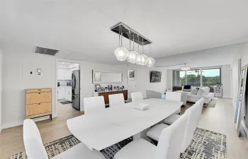 Light & Bright Open Space With Modern Decor