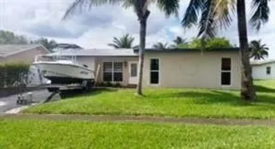EXTERIOR FRONT VIEW OF HOME