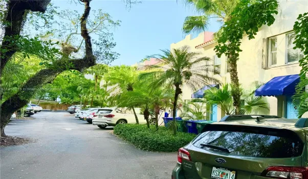 Carpark /bldgs