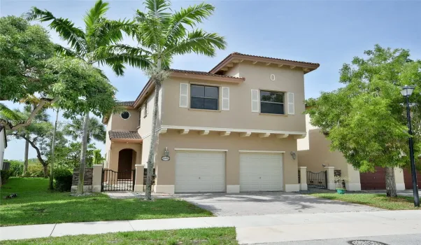 GORGEOUS CORNER 2 BEDROOM HOME WITH SIDE ENTRANCE