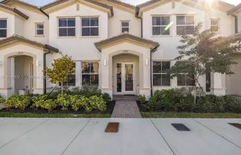Townhouse For Sale