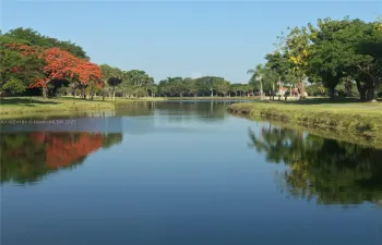 EXPANSIVE OUTDOOR AREA BEAUTIFUL AND PEACEFUL