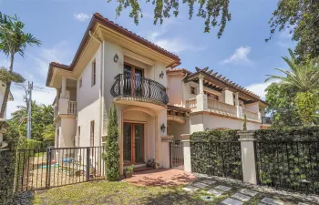 Townhouse For Sale
