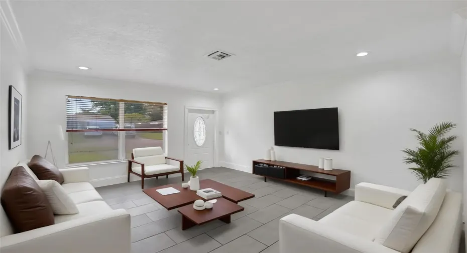 Modern 4 bedroom, 2 bath
