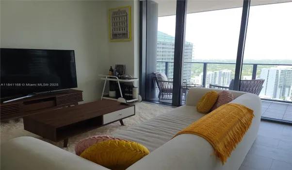 Apartment offered unfurnished, pictures are only for reference