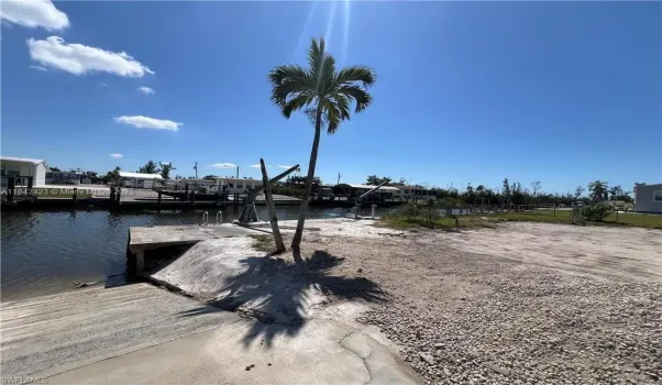 5157 Flamingo Dr. St. James City