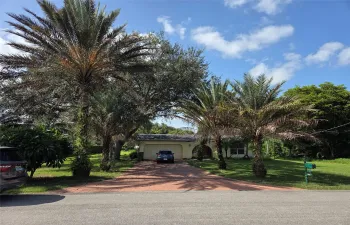 FRONT OF THE HOUSE