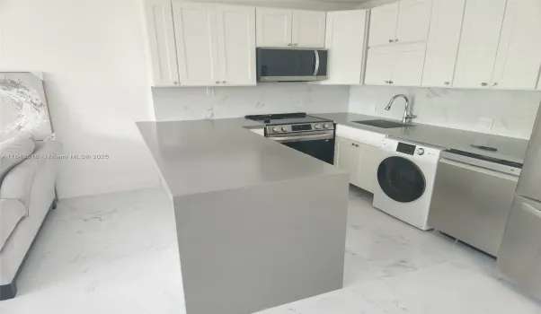  KITCHEN MODEL
