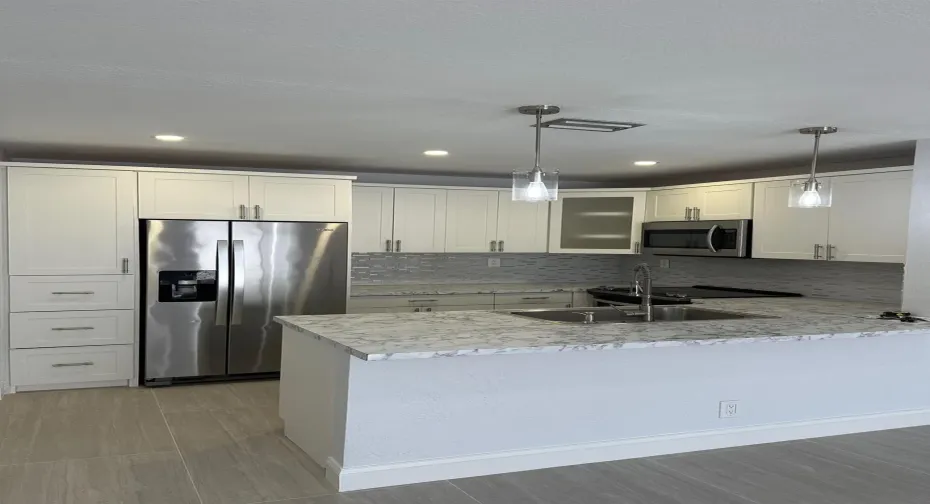 High hat Lights, Stainless steel appliances