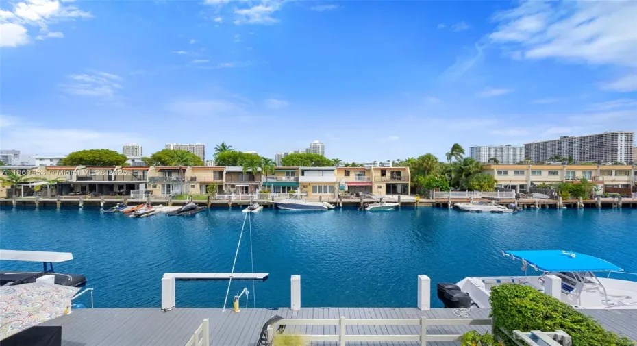 30 feet dock included