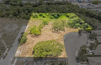 BUILD 8 CLUSTER TOWNHOMES