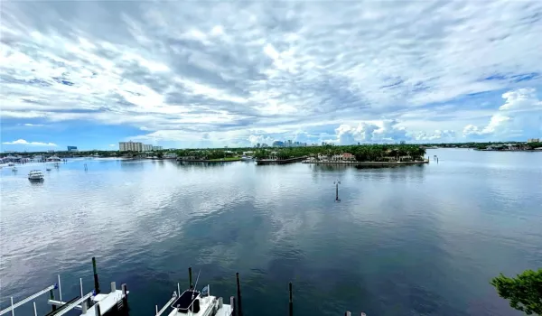 View from the largest balcony facing the Intracoastal & Middle River.