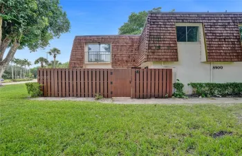 Townhouse For Sale