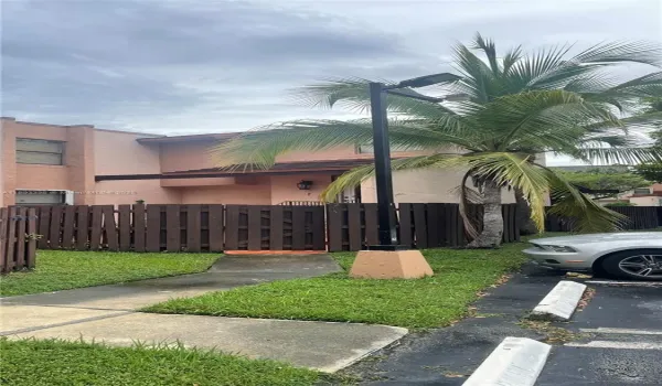 Access to Apartment