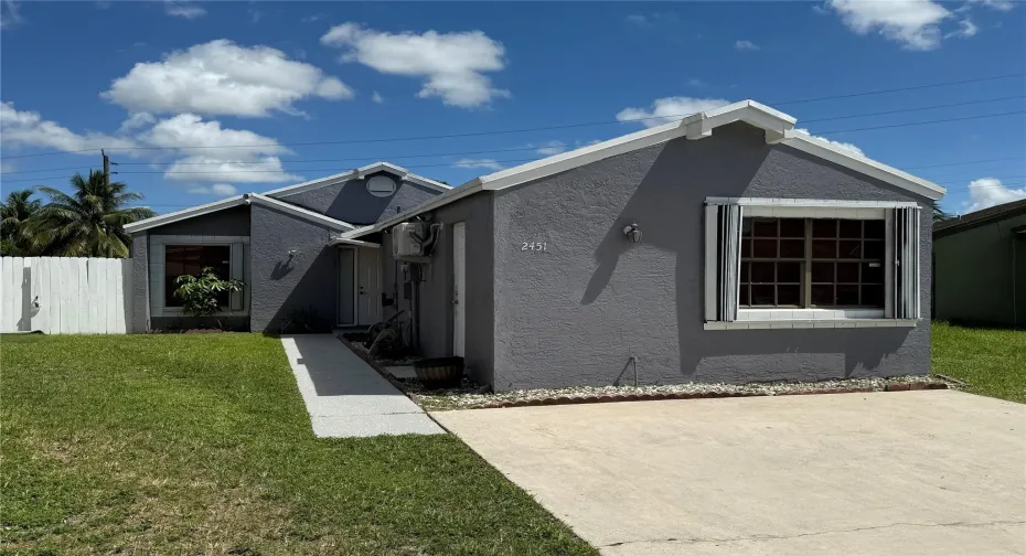 FRONT OF THE HOUSE