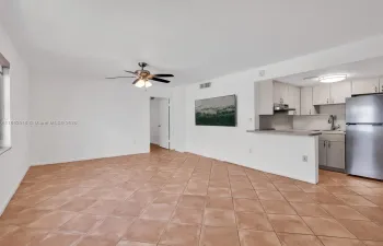 Bright Open Living/Dining/Kitchen