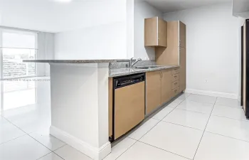 Open & Luminous Kitchen