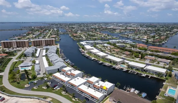 PENTHOUSE with DIRECT GULF ACCESS & STUNNING WATERFRONT VIEWS!
