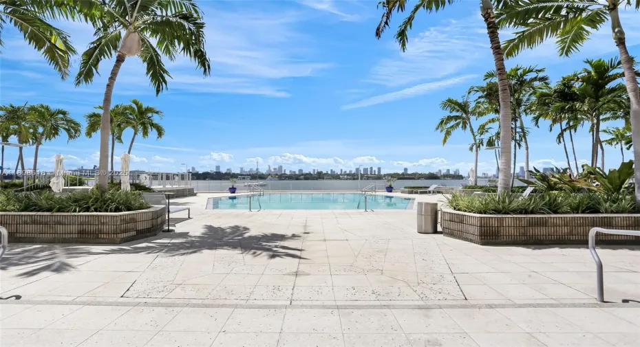 stunning huge pool area like a hotel