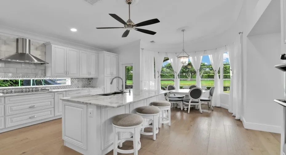 Aditional information, 6622 Newport Lake Cir